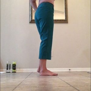 🚨 closet clearout NY & CO stretch teal cropped pant